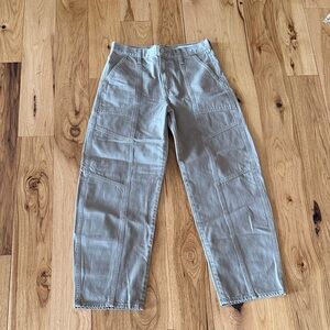 GAP Women's Cropped Barrel Jeans (Khaki) brand new!